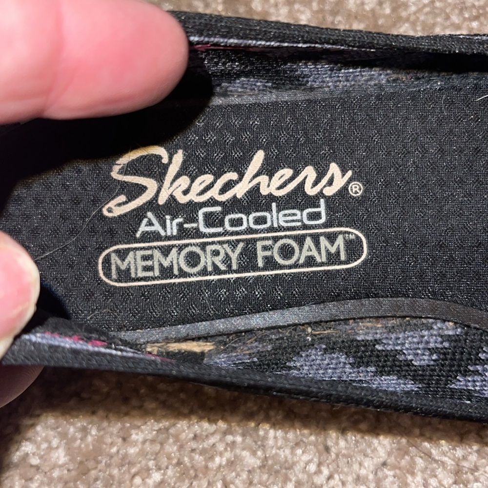 Skechers Womens Air Cooled Memory Foam Black Gray Slip on Flats Size 6 - Picture 6 of 6